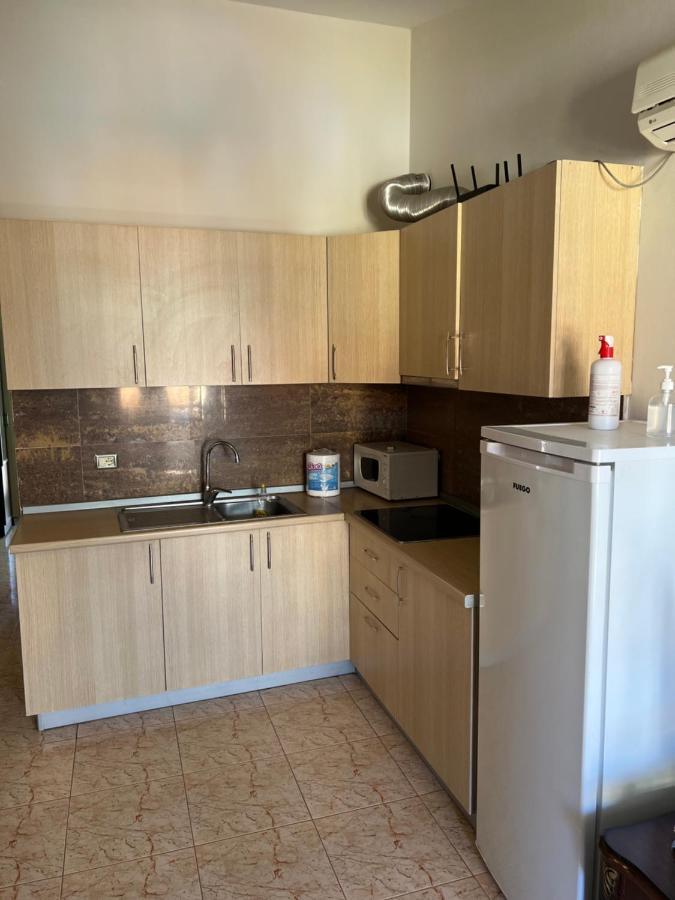 度假居 House For Rent Jurgen Golem (Tirana)