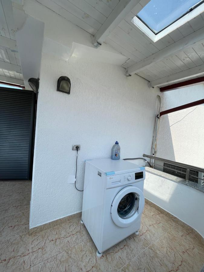 House For Rent Jurgen 度假居 *