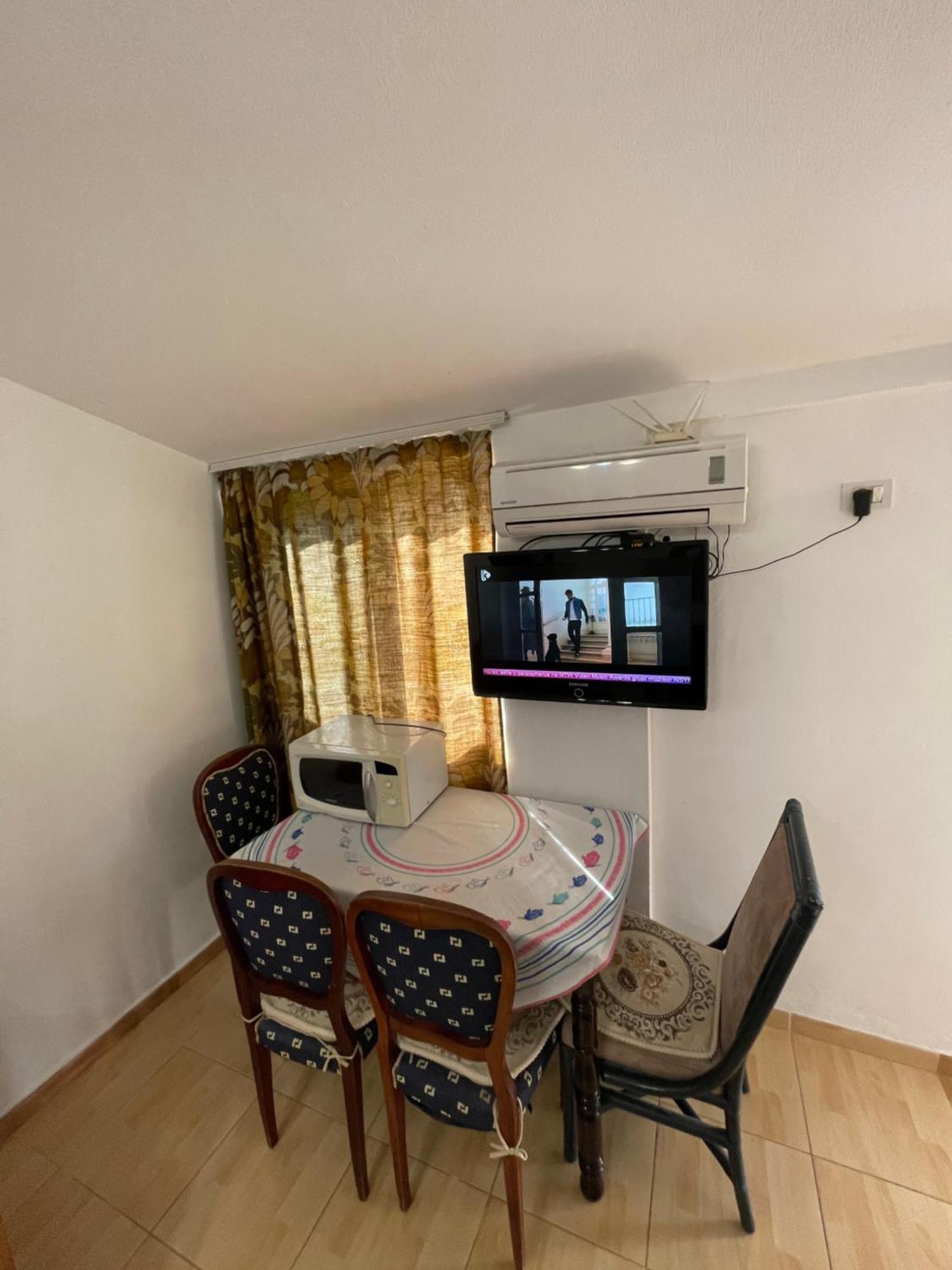House For Rent Jurgen 度假居 *